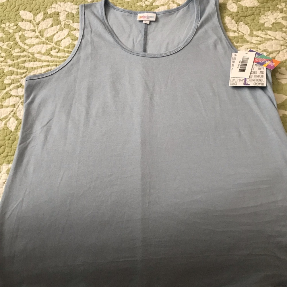 BNWT Lularoe Tank Top Size Large